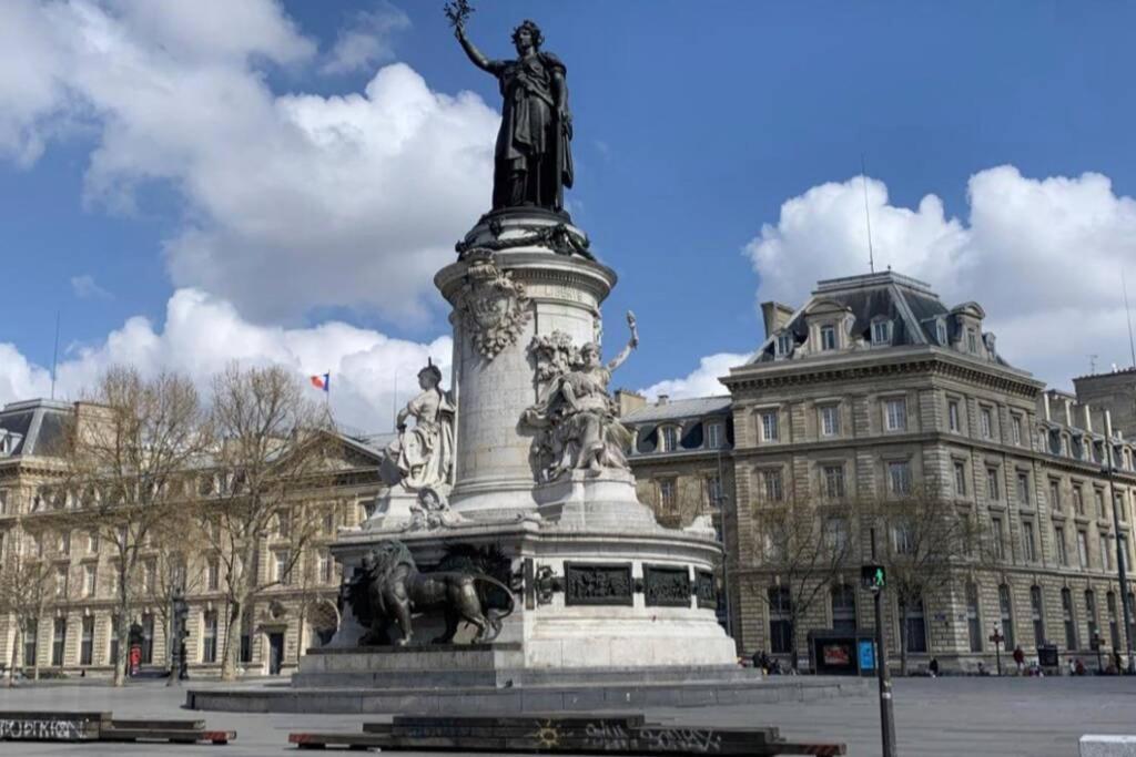 Suite Luxury République Parigi Esterno foto